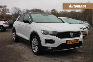 Volkswagen T-Roc 1.5 TSI SPORT BNSR Automaat / Stoelverwarming / led Verlichting
