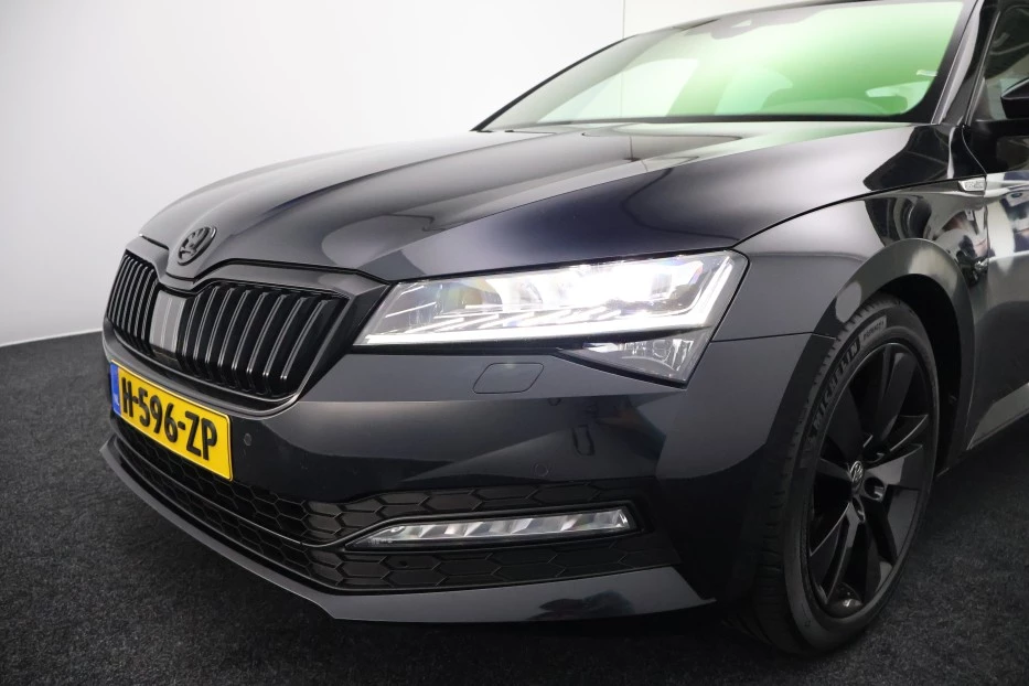 Hoofdafbeelding Škoda Superb