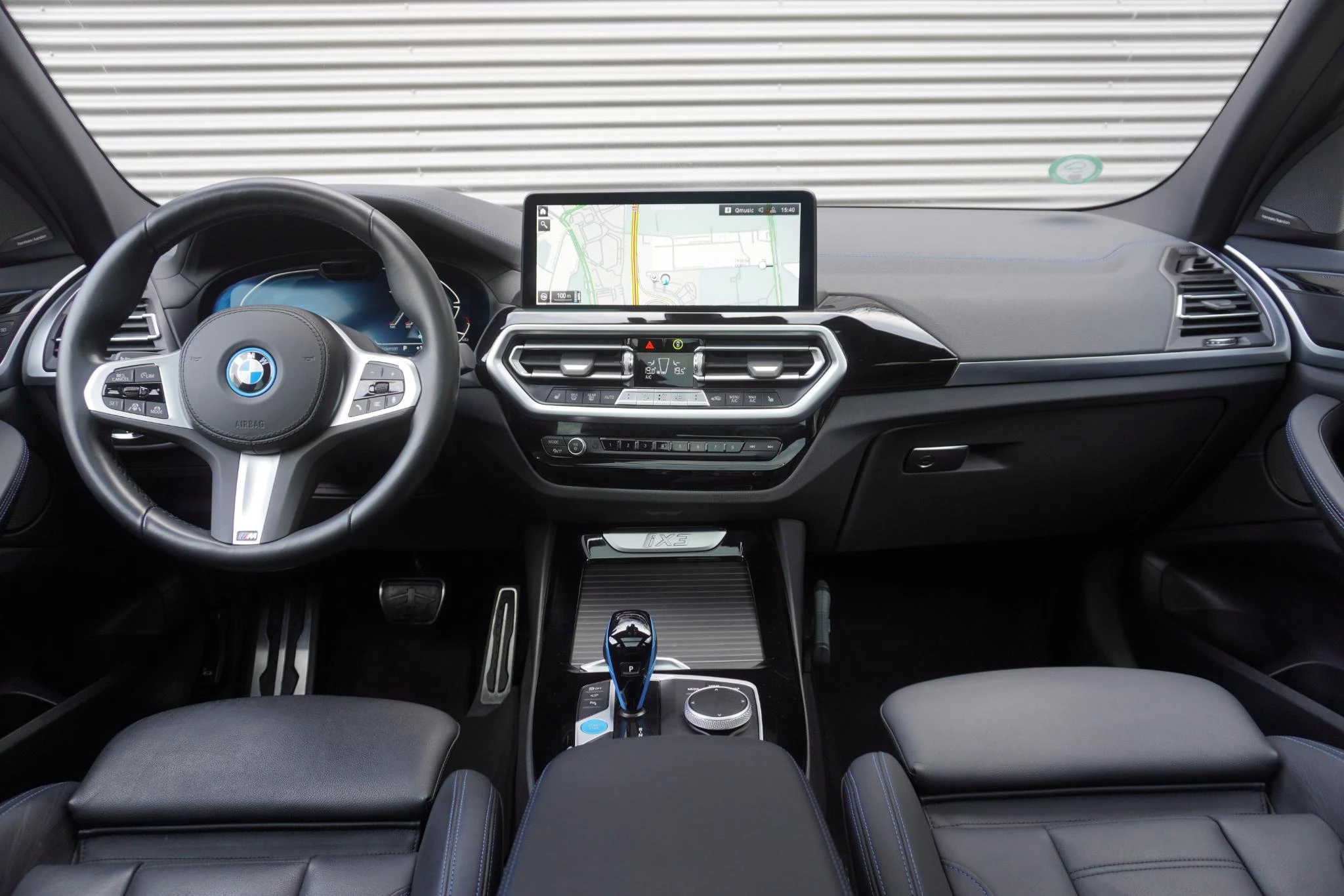 Hoofdafbeelding BMW iX3