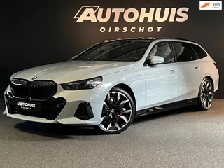 BMW 5-serie Touring 520i High Executive Edition M Stuurverwarming/Bower&Wilkins/21"/Glazendak/Trekhaak/ 360Camera/M Gordels/