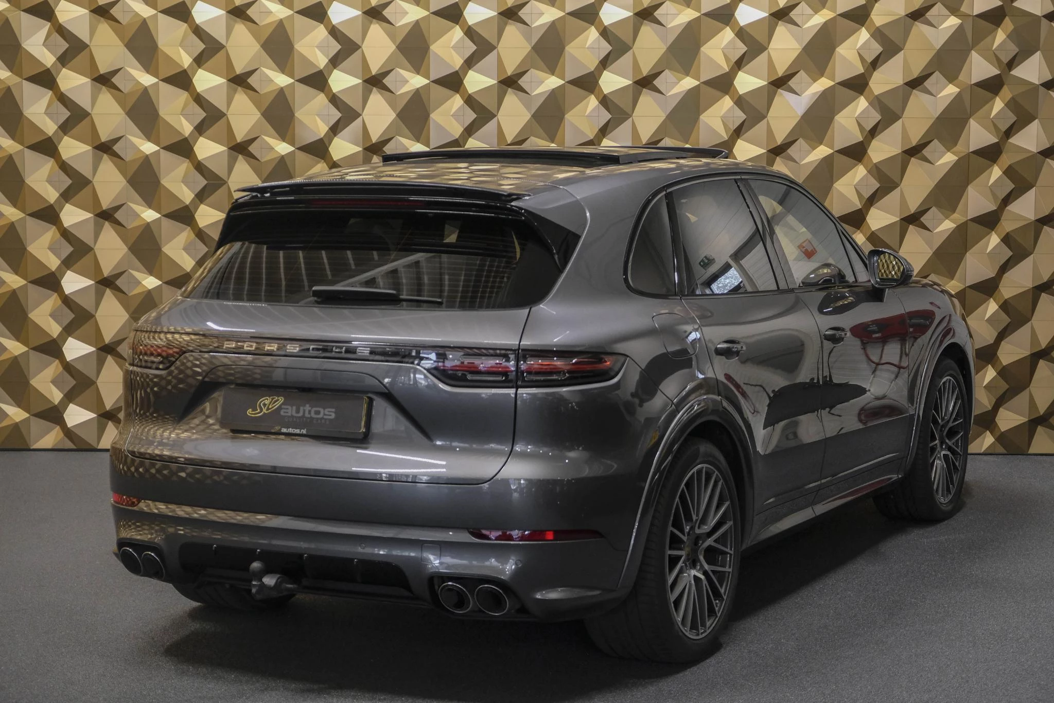 Hoofdafbeelding Porsche Cayenne