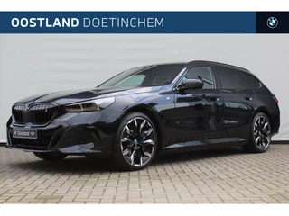 BMW i5 Touring eDrive40 High Executive M Sport / Panoramadak / Trekhaak / Bowers & Wilkins / Adaptief onderstel professional / Parking Assistant Professional / Adaptieve LED / Stoelventilatie