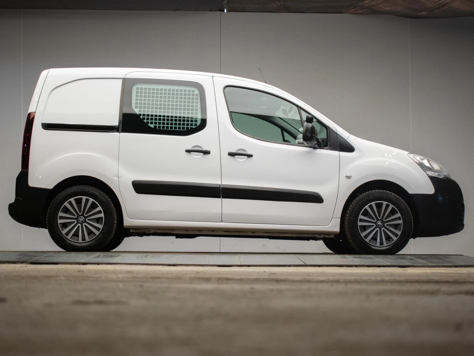 Hoofdafbeelding Peugeot Partner