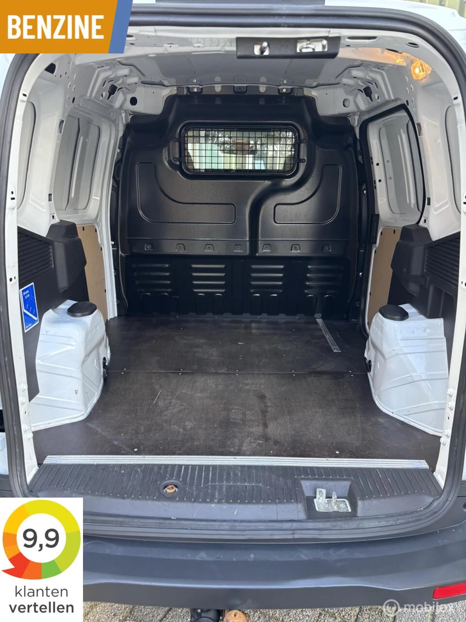 Hoofdafbeelding Ford Transit Courier
