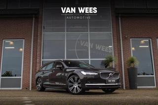 Hoofdafbeelding Volvo V90 Volvo V90 2.0 B4 Business Pro Inscription| BTW auto | 1e eigenaar | NL auto | 20 inch | Panoramadak | Harman Kardon | BLIS | Stuurverwarming | Stoelverwarming | Head-up | Trekhaak | Cruise control