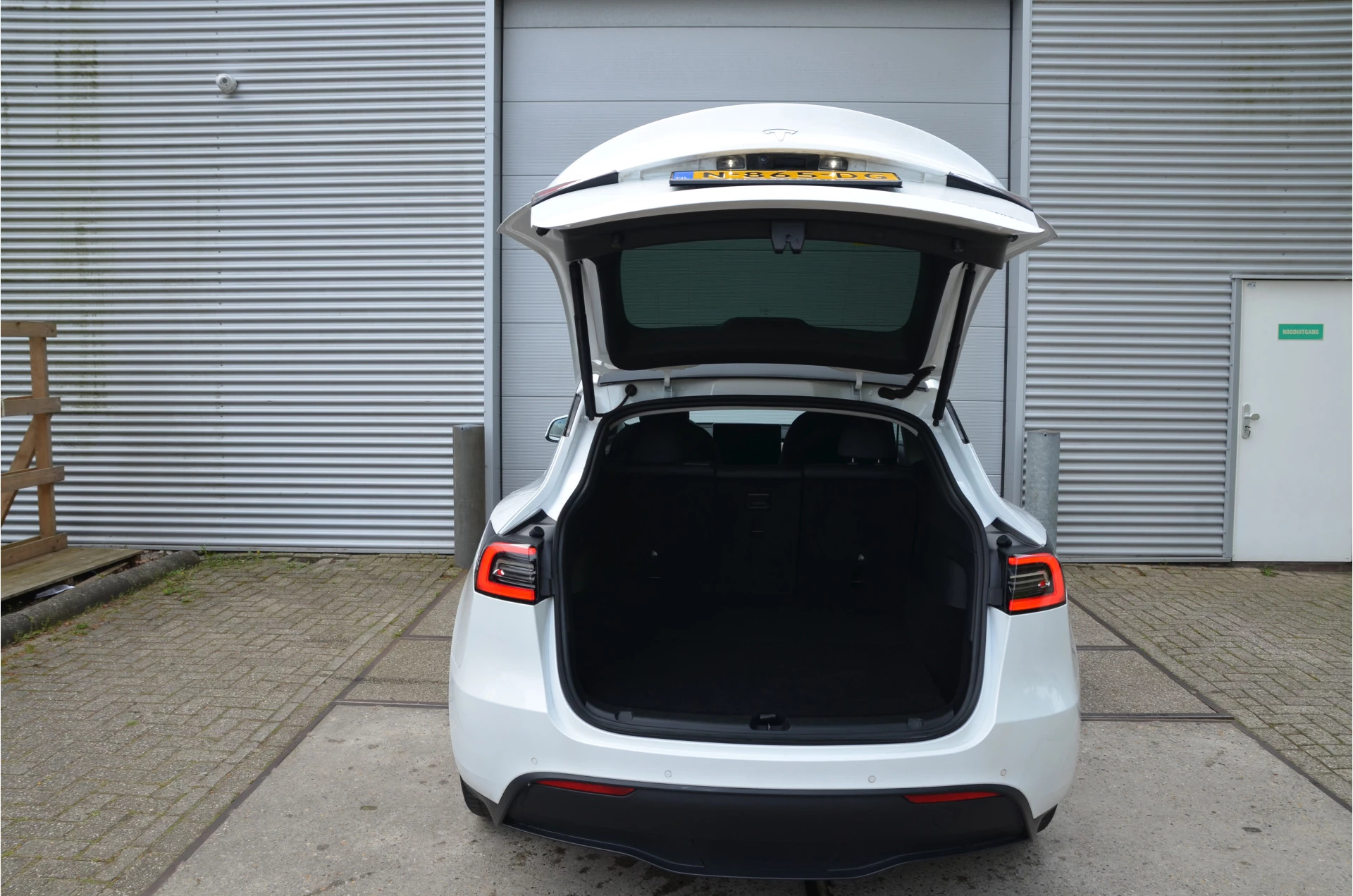 Hoofdafbeelding Tesla Model Y
