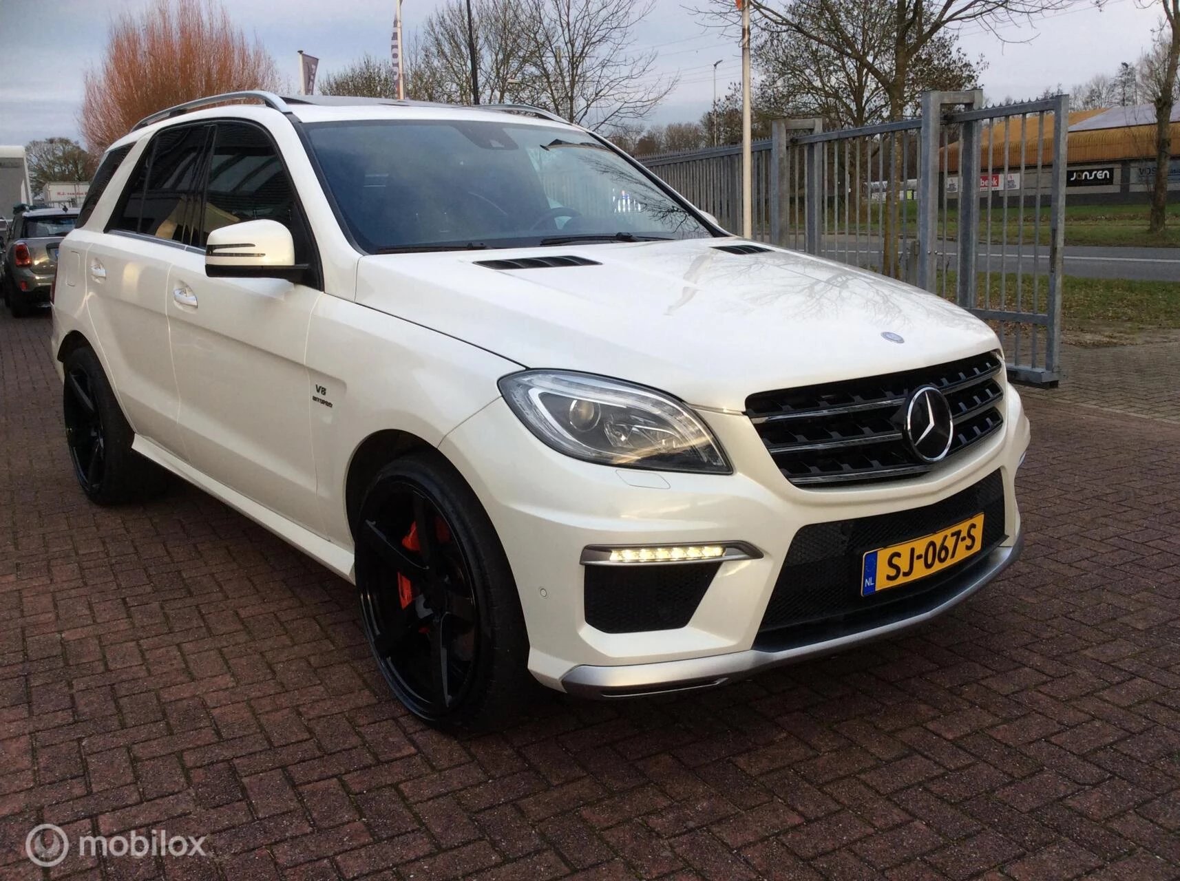 Hoofdafbeelding Mercedes-Benz M-Klasse