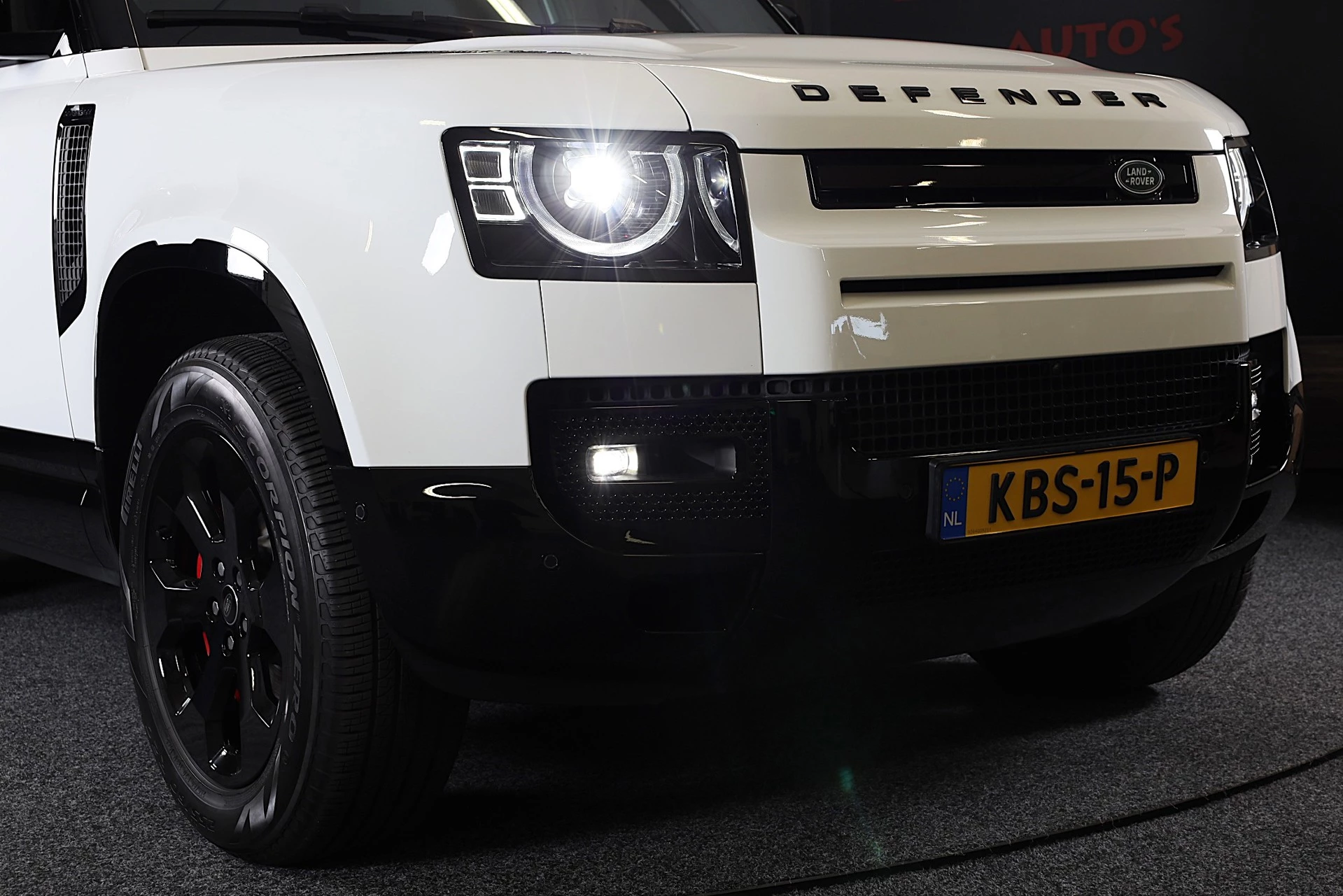 Hoofdafbeelding Land Rover Defender