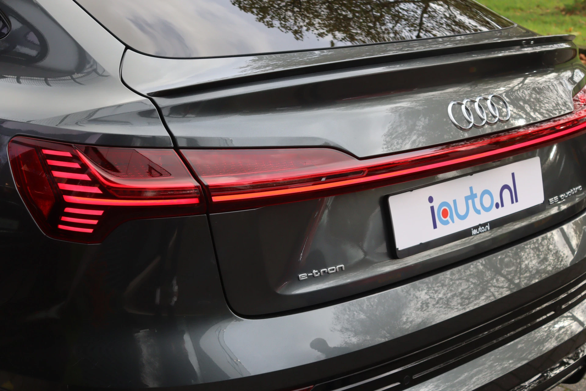 Hoofdafbeelding Audi e-tron