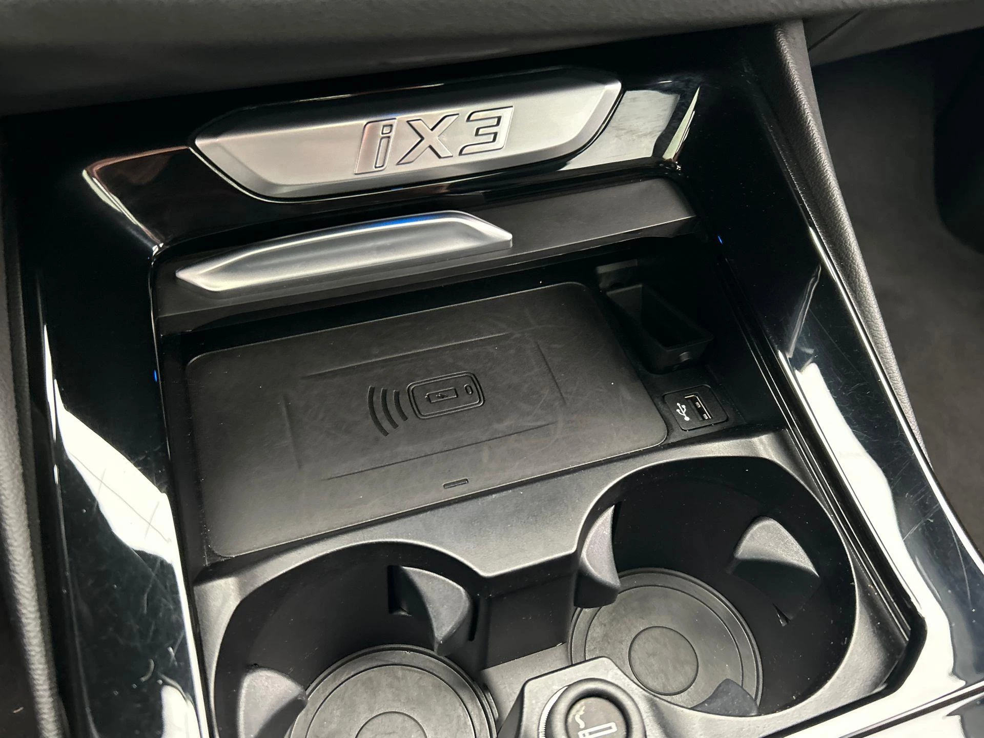 Hoofdafbeelding BMW iX3