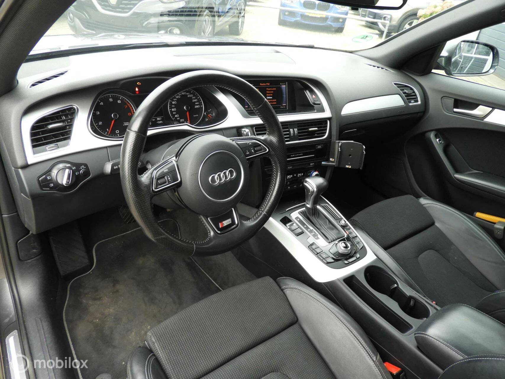 Hoofdafbeelding Audi A4