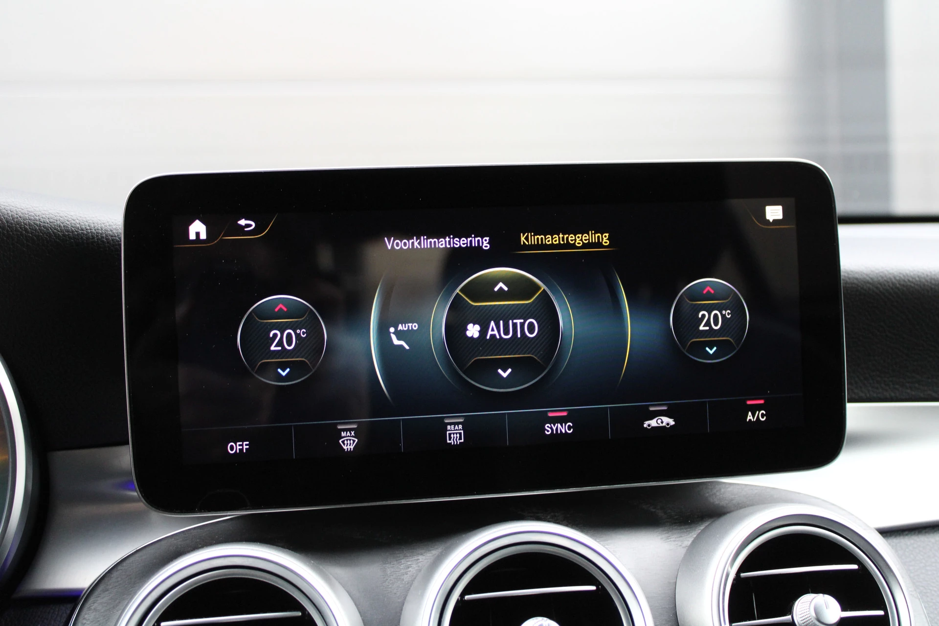 Hoofdafbeelding Mercedes-Benz GLC