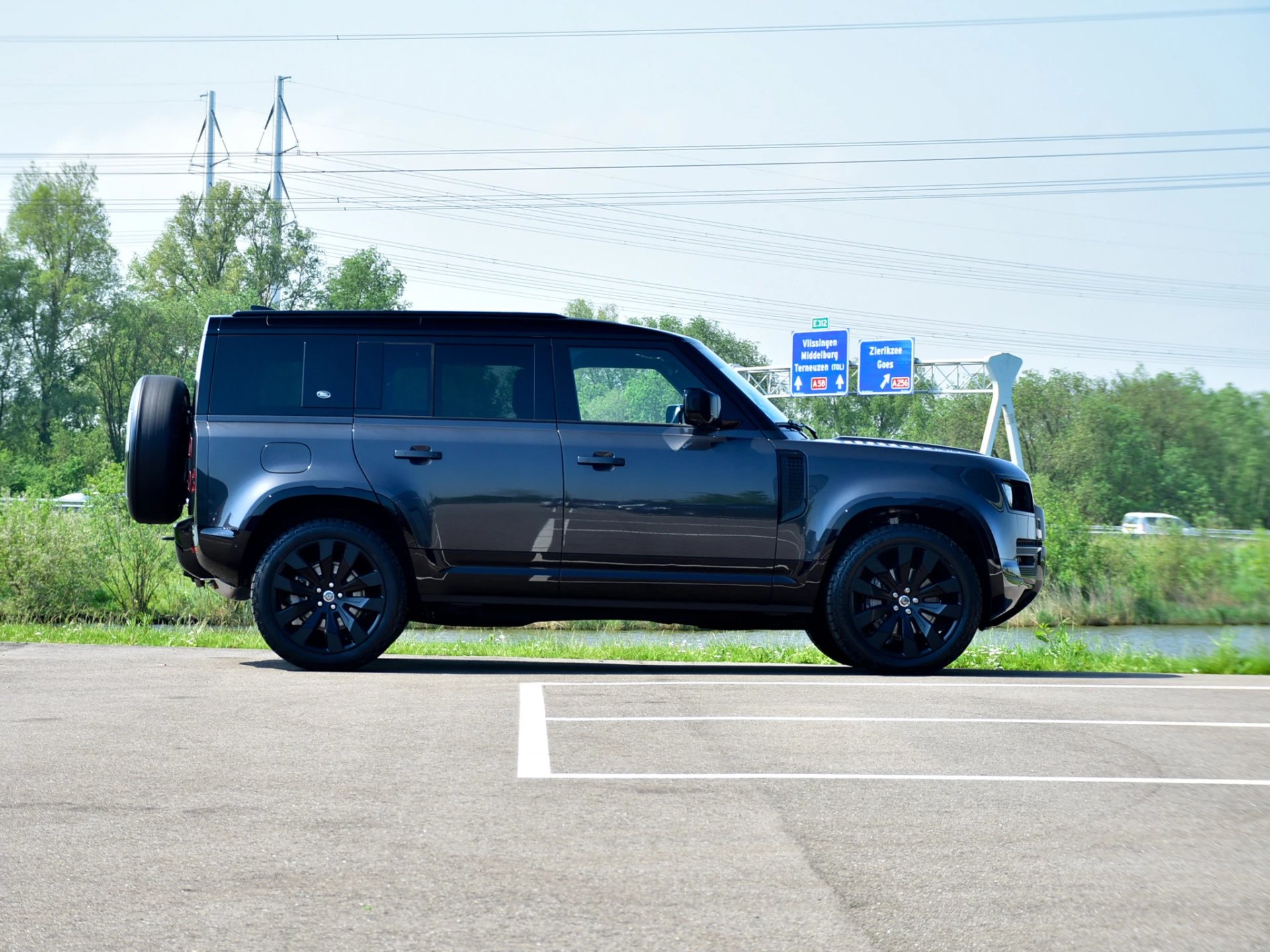 Hoofdafbeelding Land Rover Defender