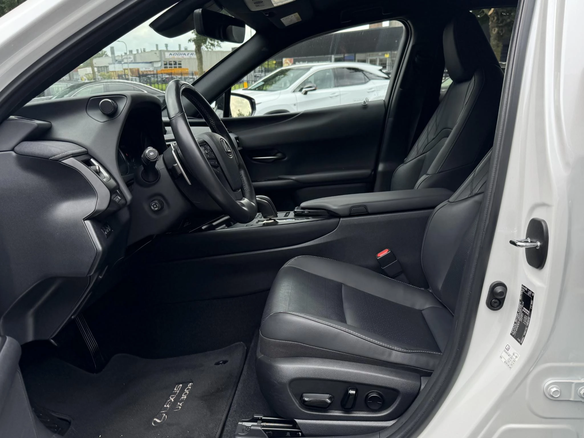 Hoofdafbeelding Lexus UX