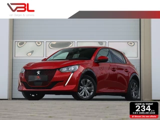 Hoofdafbeelding Peugeot e-208 Peugeot e-208 EV Allure 50 kWh | 3 Fase | Stoelverwarming | Apple carplay |