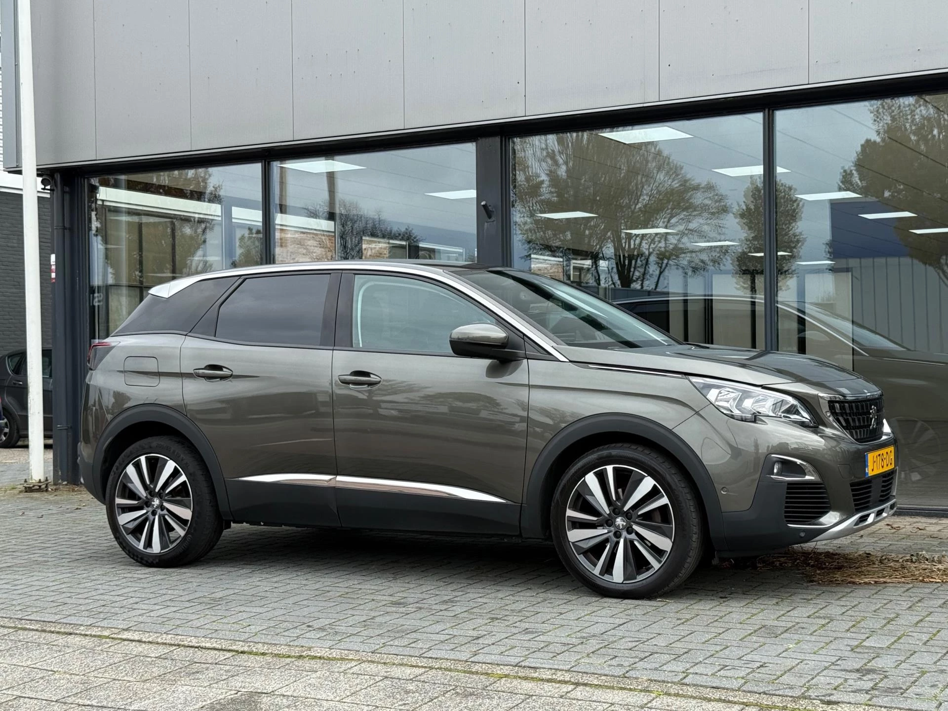 Hoofdafbeelding Peugeot 3008