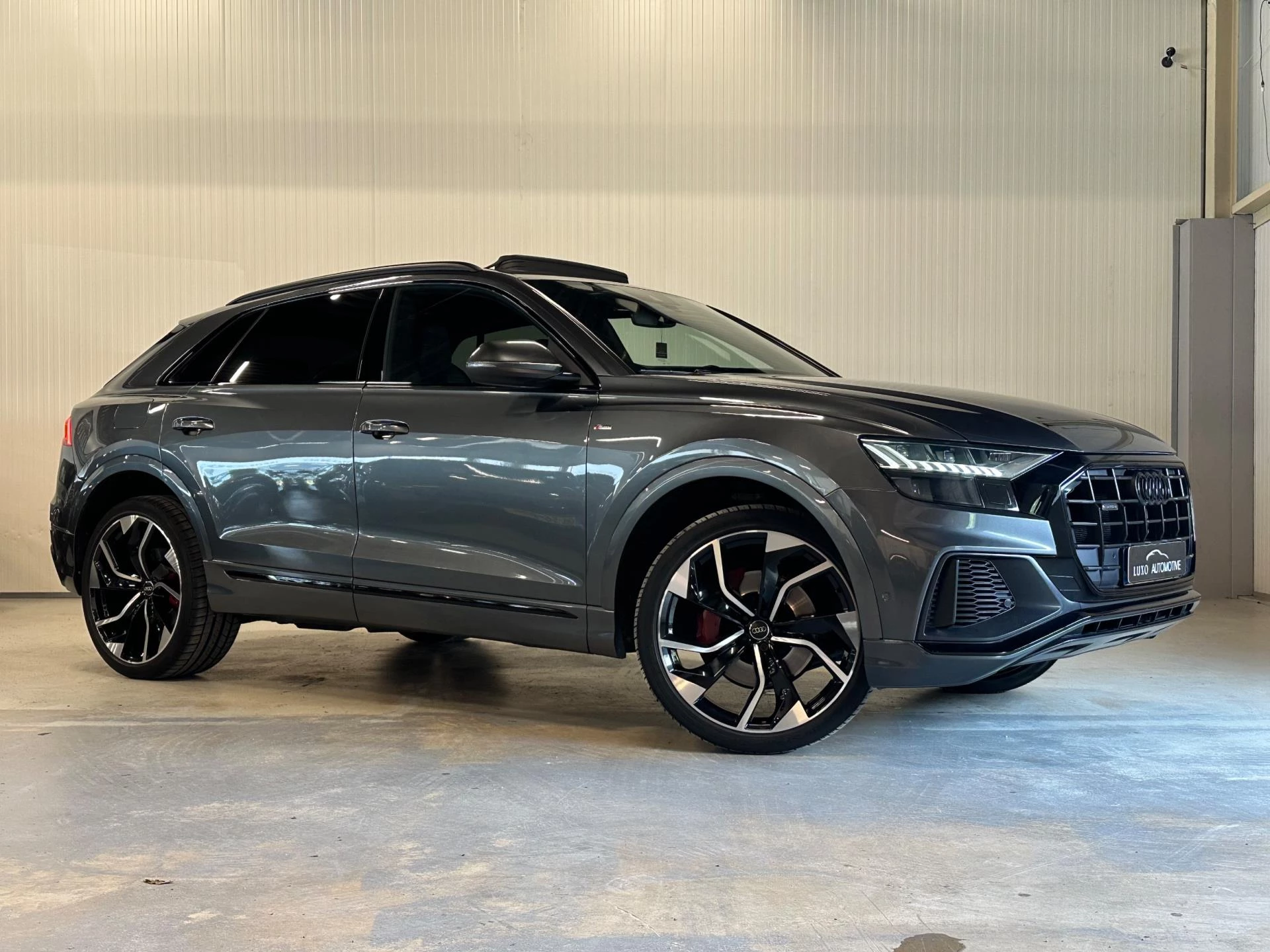Hoofdafbeelding Audi Q8
