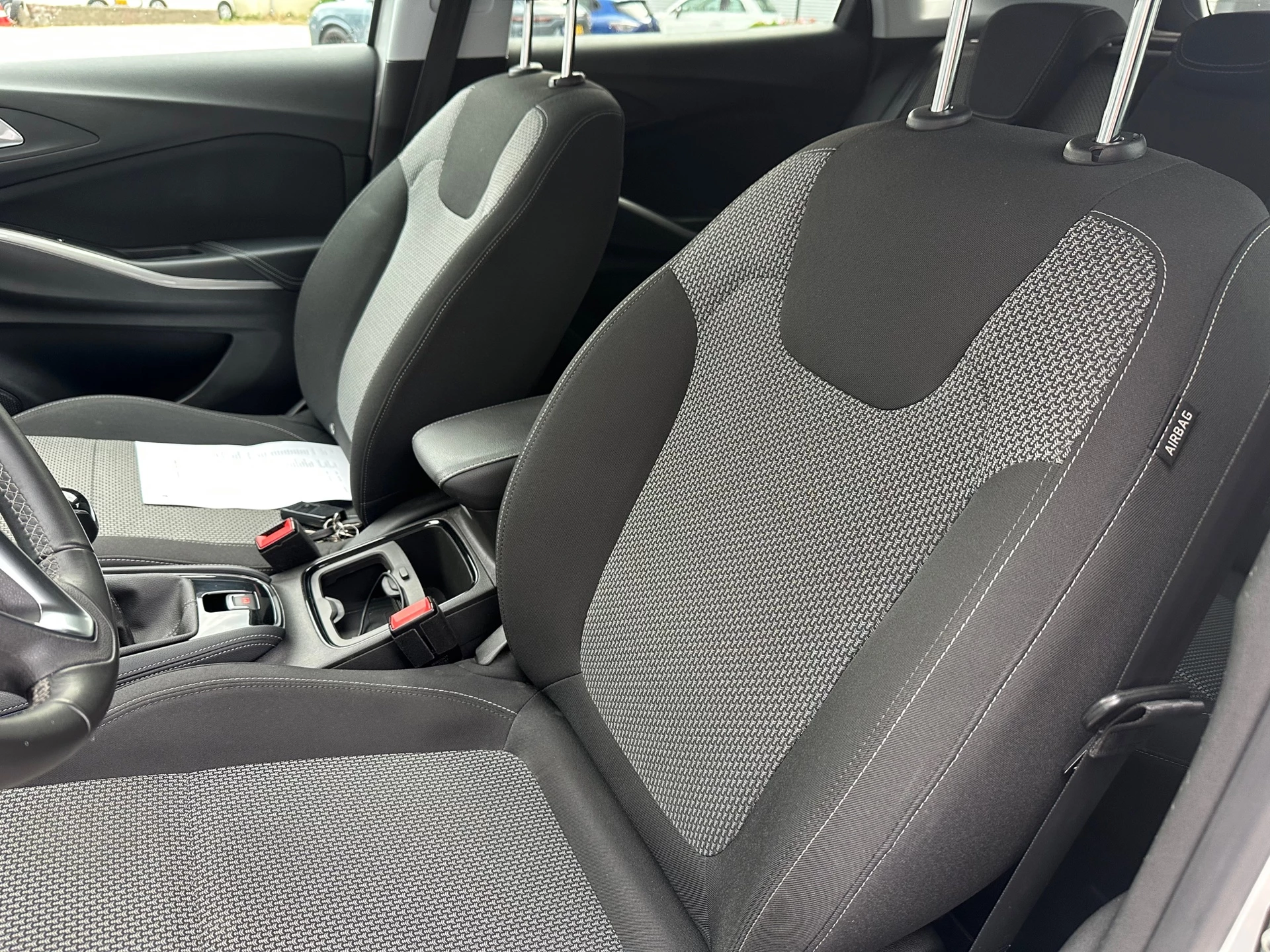 Hoofdafbeelding Opel Grandland X