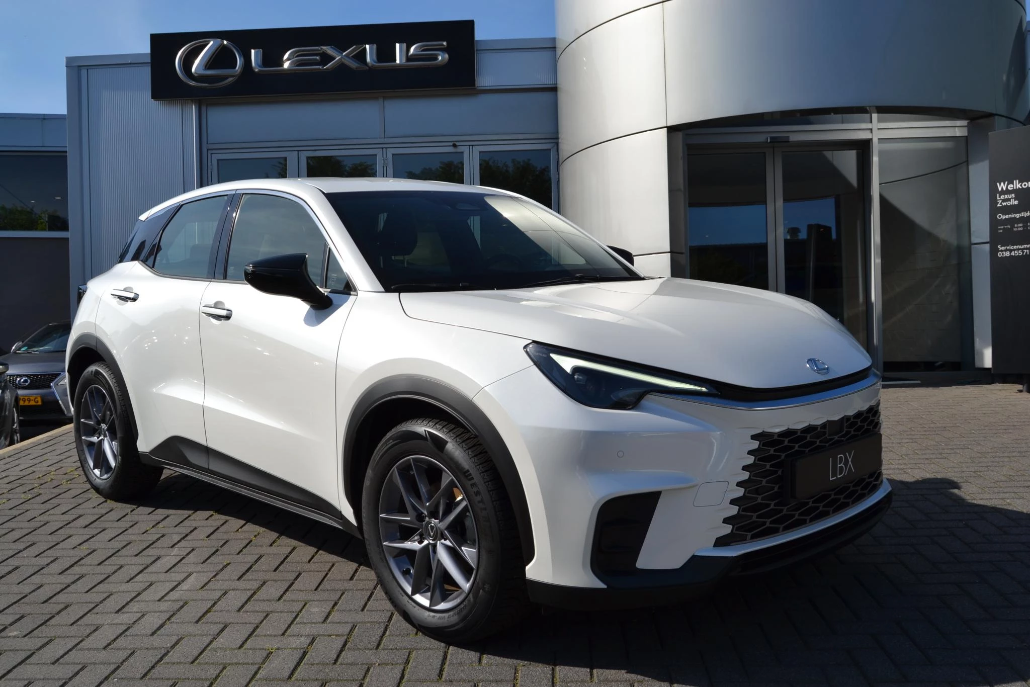 Hoofdafbeelding Lexus LBX