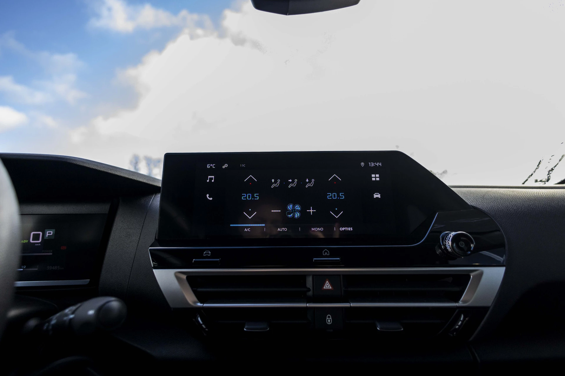 Hoofdafbeelding Citroën ë-C4