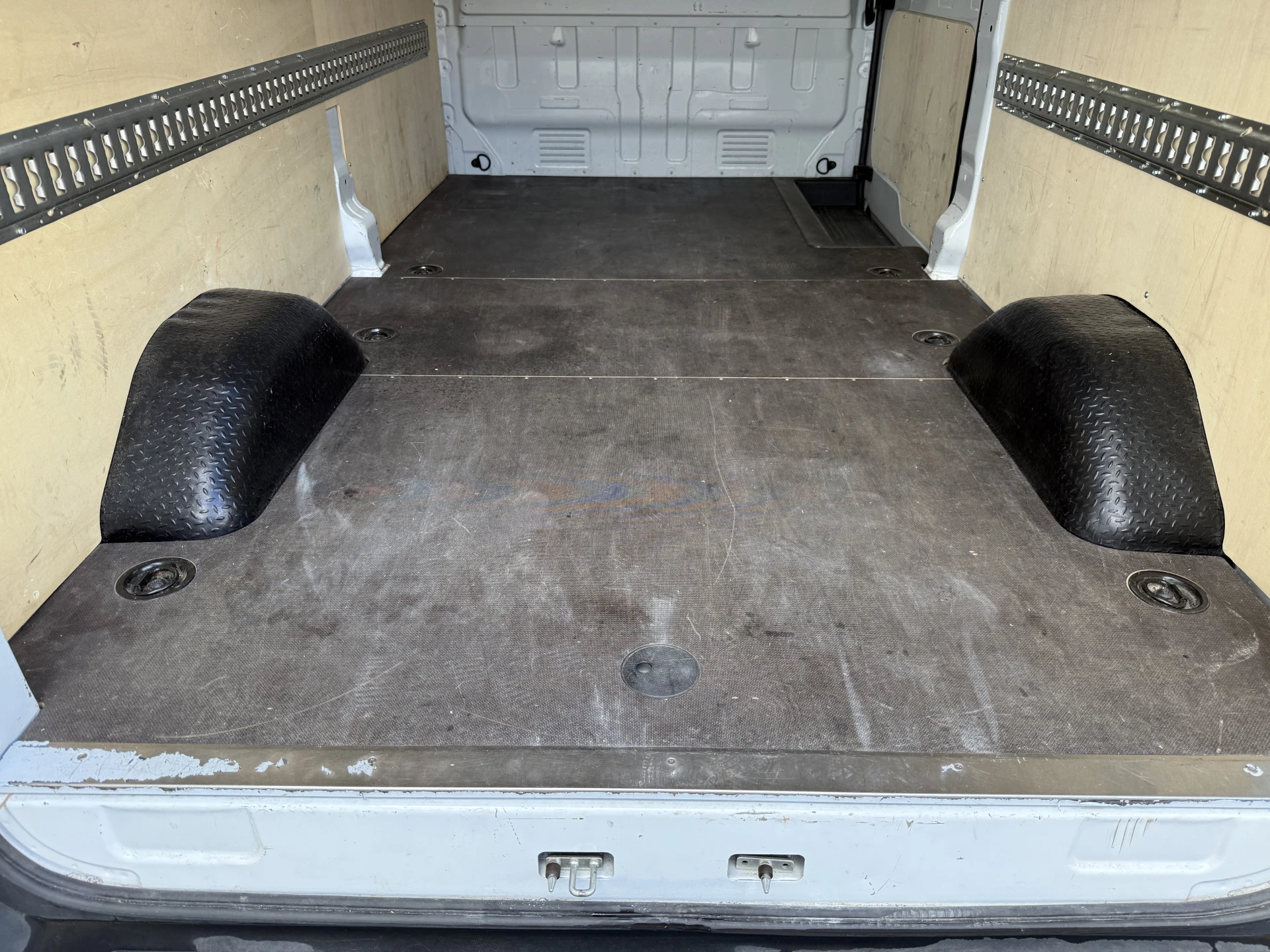 Hoofdafbeelding Maxus Deliver9