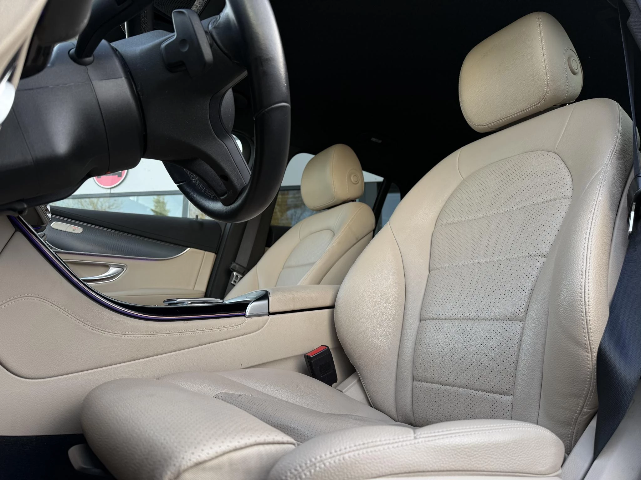 Hoofdafbeelding Mercedes-Benz EQC