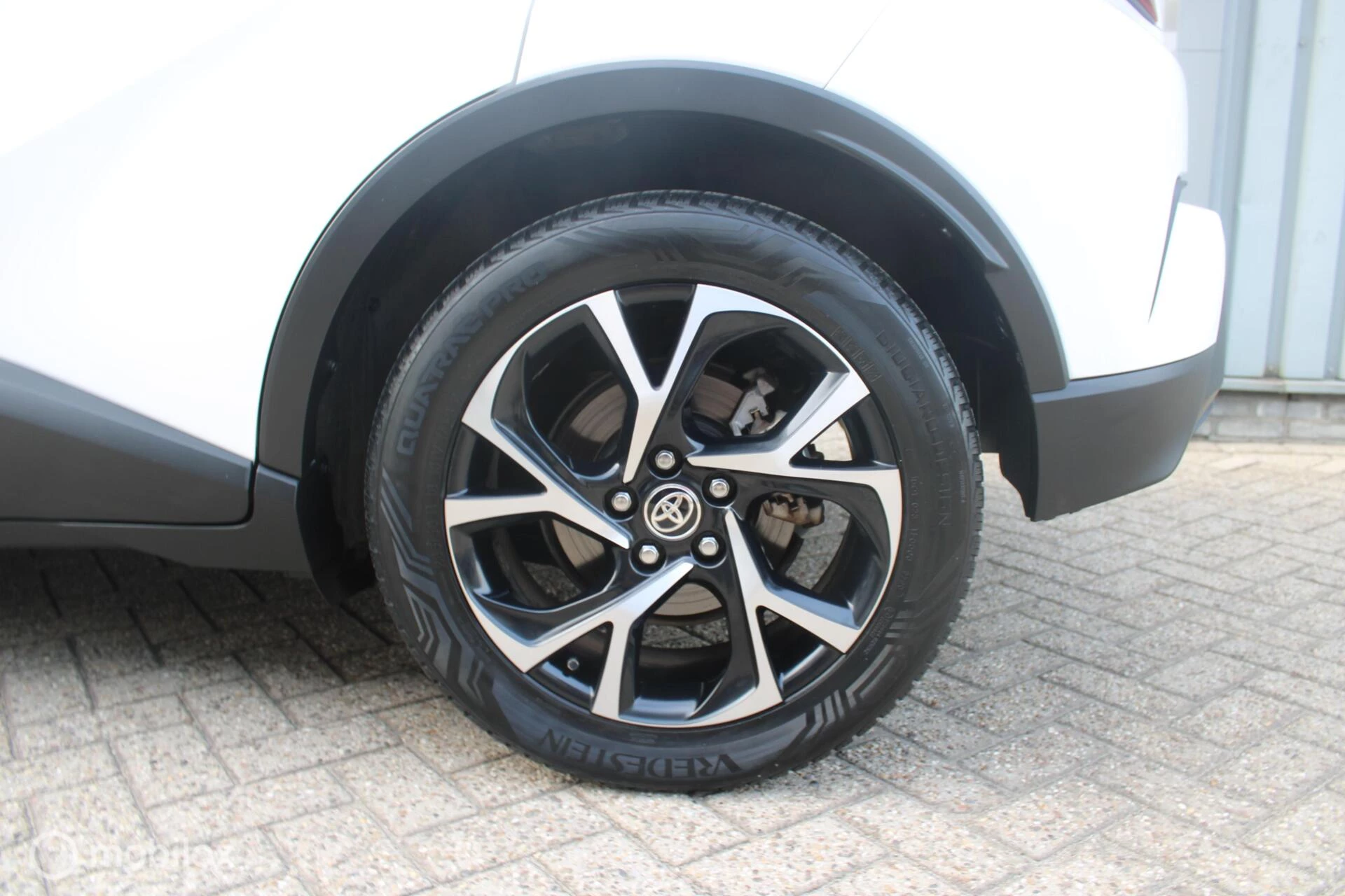 Hoofdafbeelding Toyota C-HR