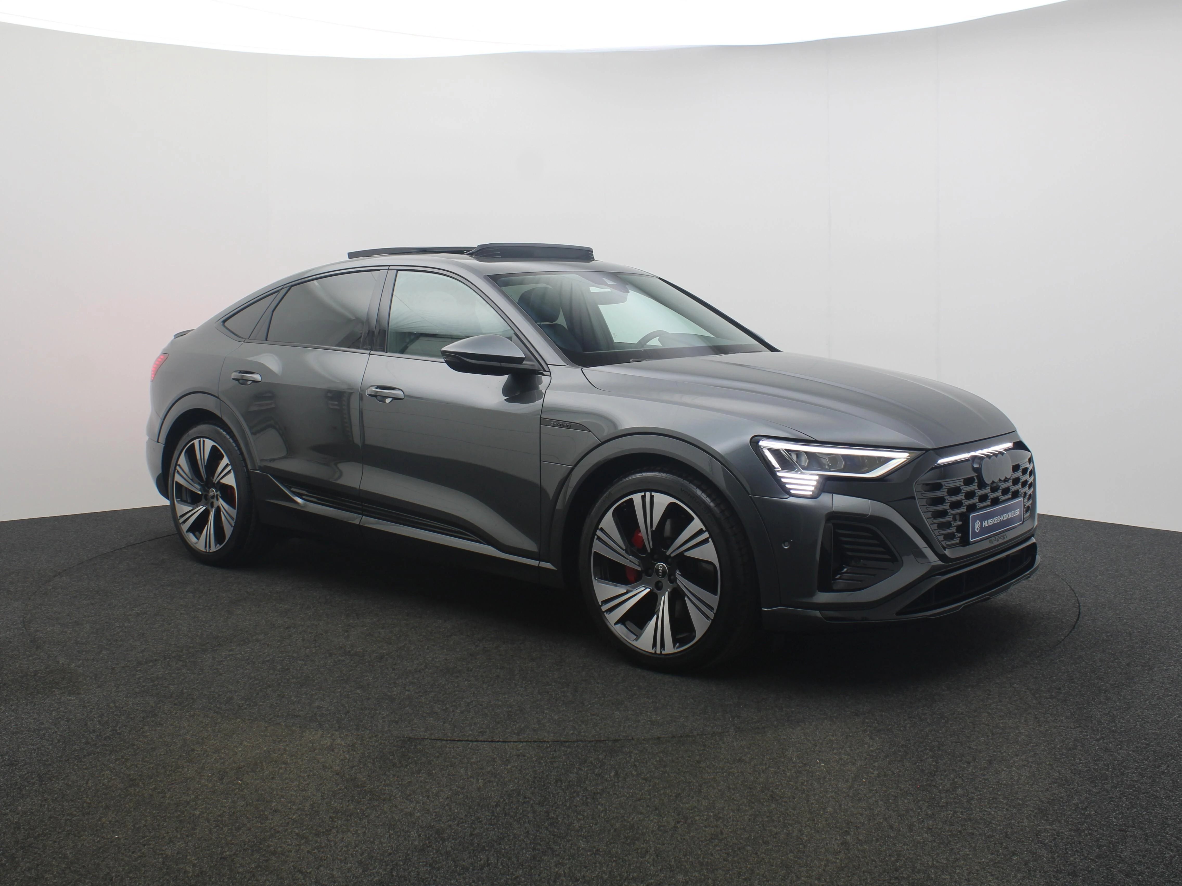 Hoofdafbeelding Audi Q8 Sportback e-tron