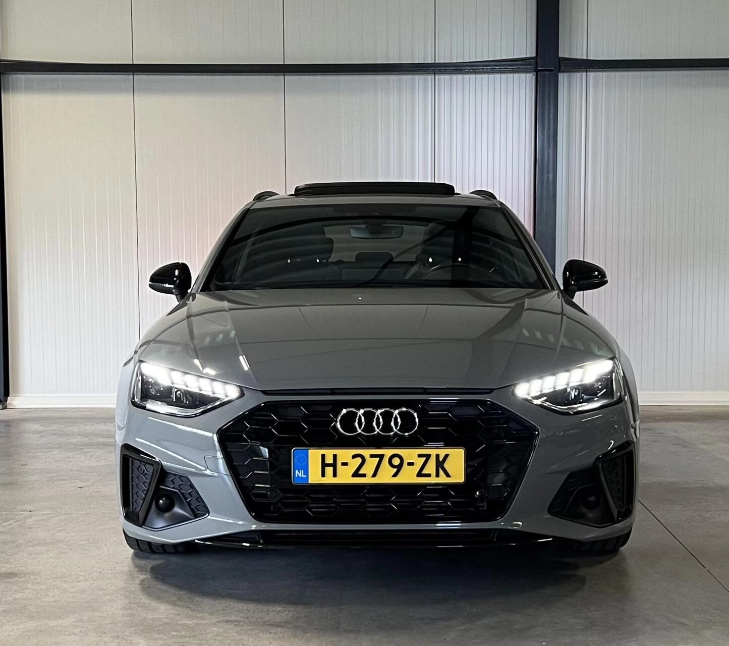 Hoofdafbeelding Audi A4