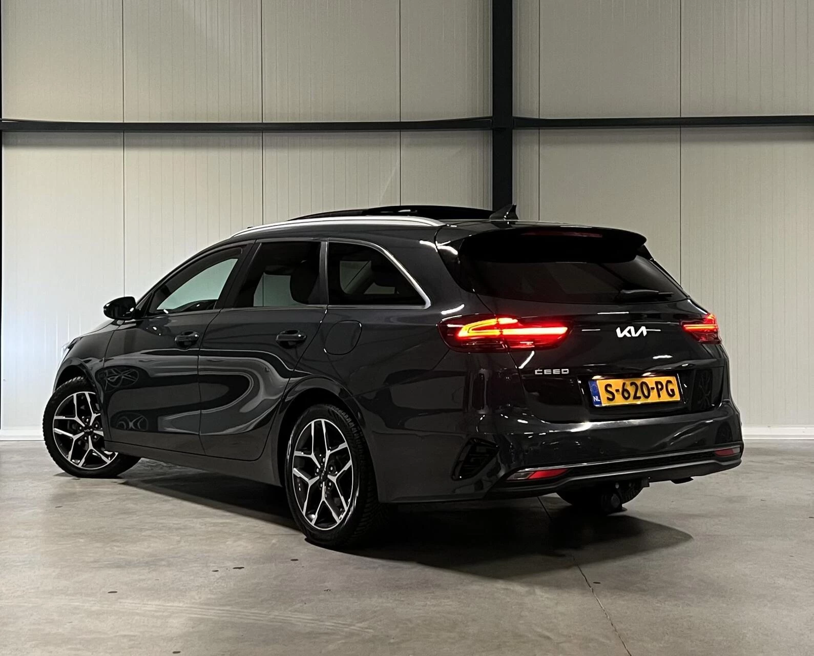 Hoofdafbeelding Kia Ceed Sportswagon