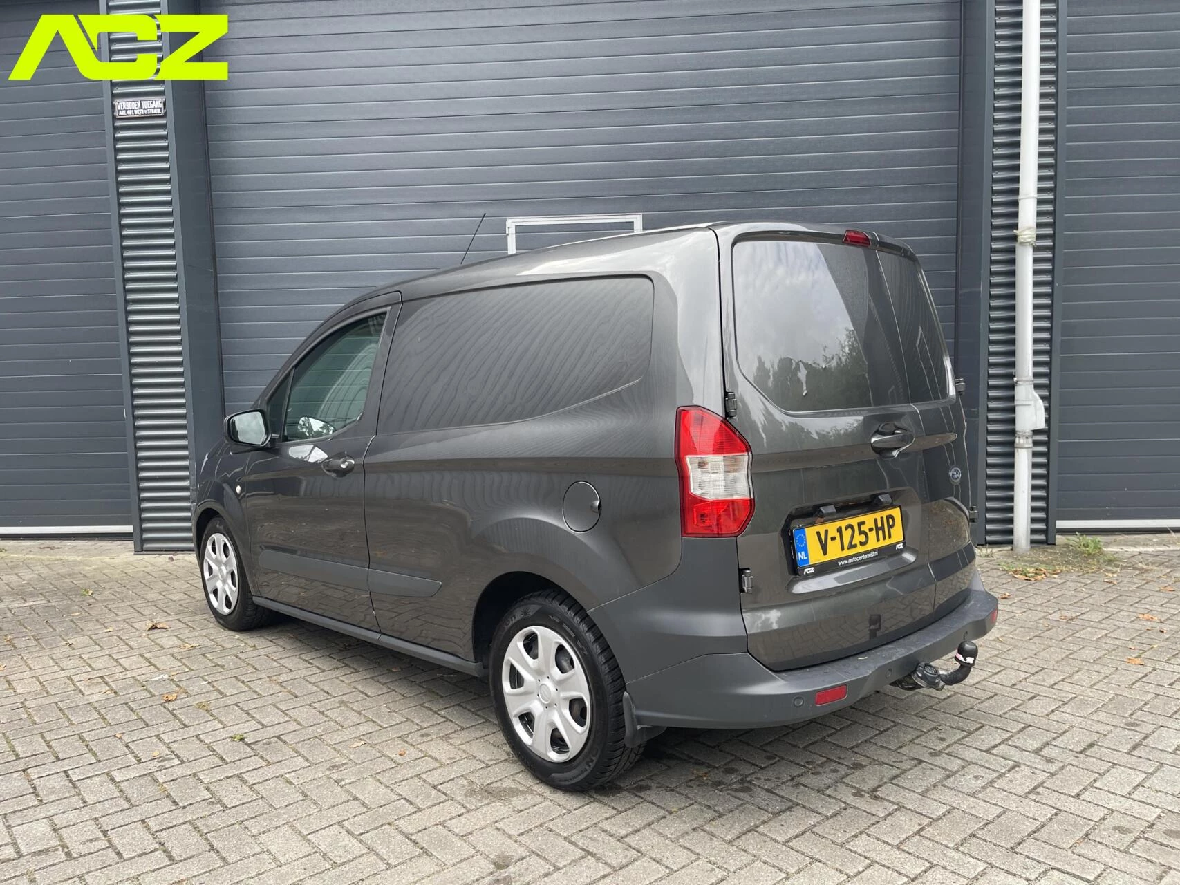 Hoofdafbeelding Ford Transit Courier