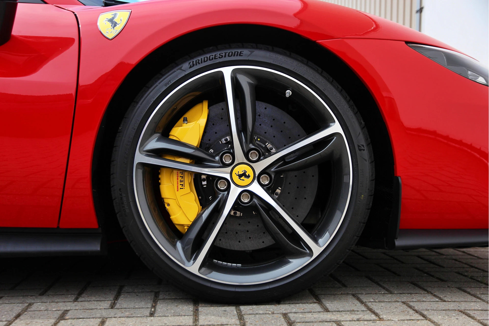 Hoofdafbeelding Ferrari 296