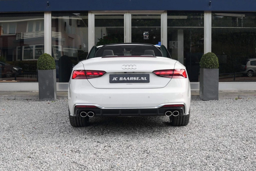 Hoofdafbeelding Audi S5