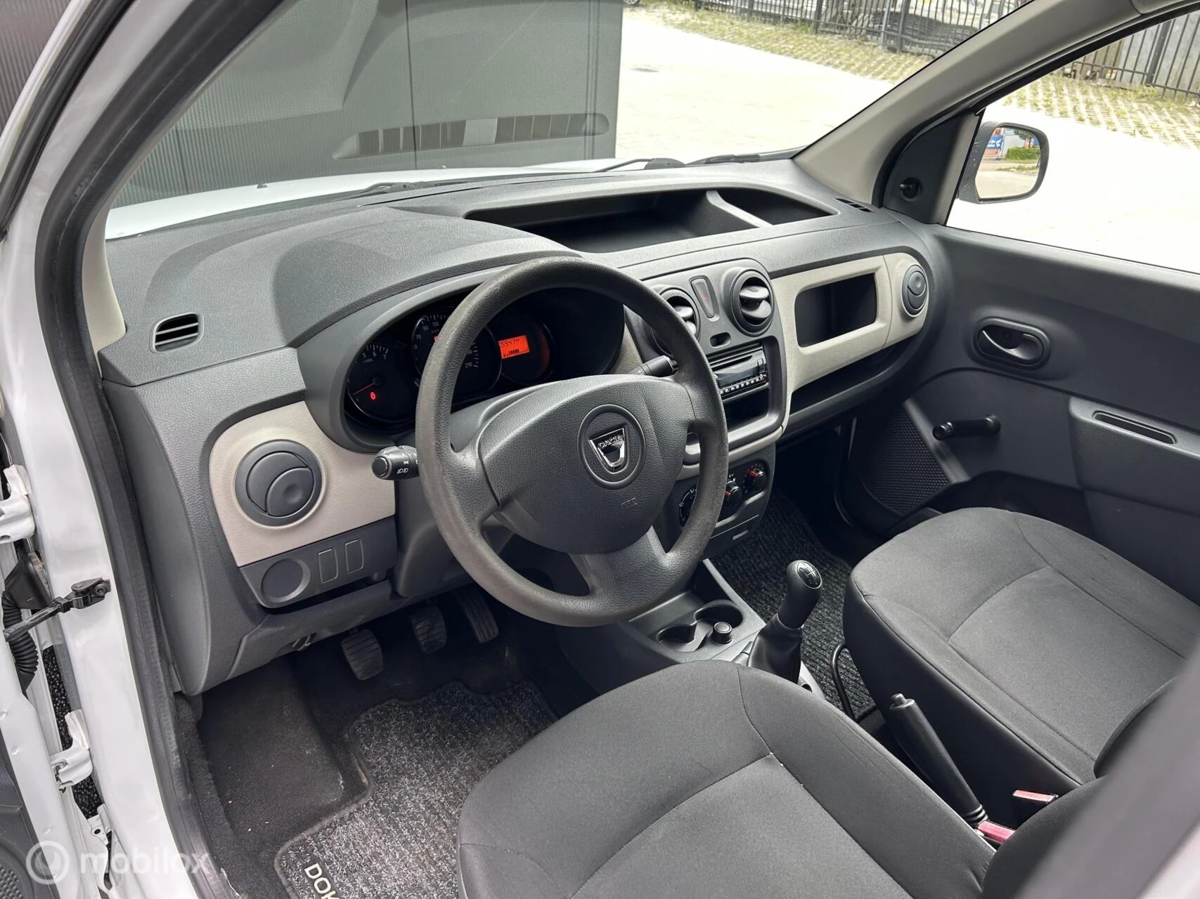 Hoofdafbeelding Dacia Dokker