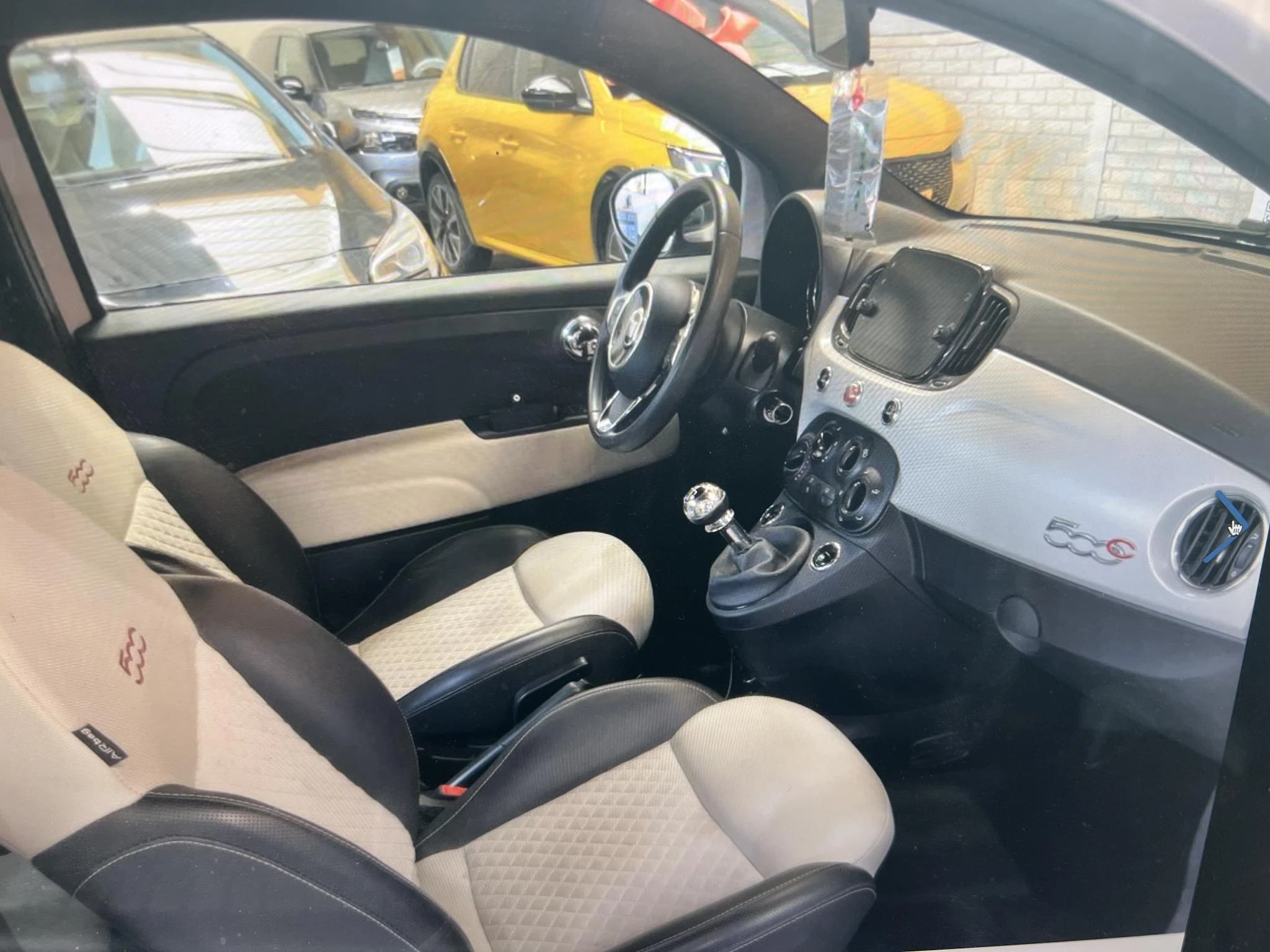 Hoofdafbeelding Fiat 500C