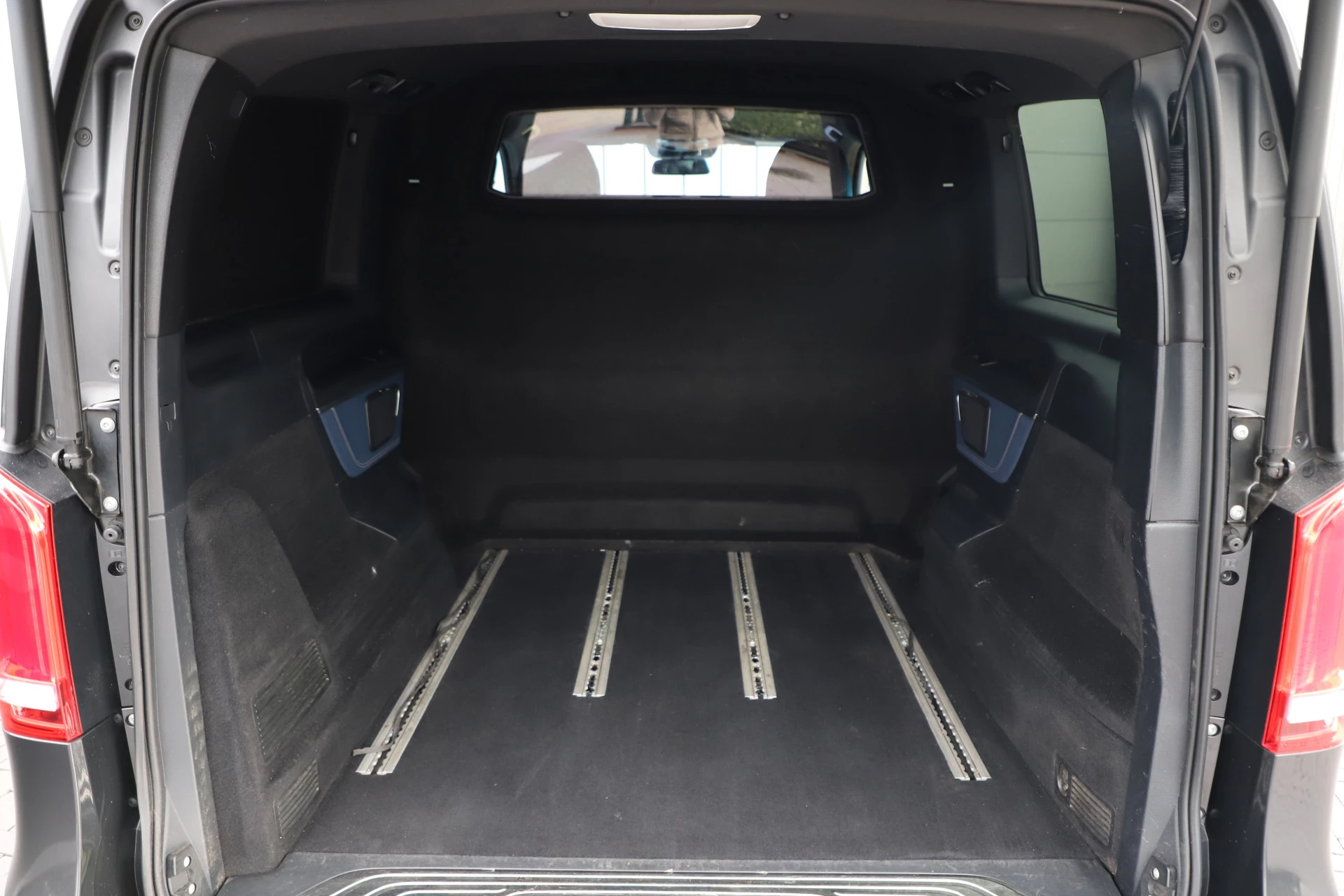 Hoofdafbeelding Mercedes-Benz EQV