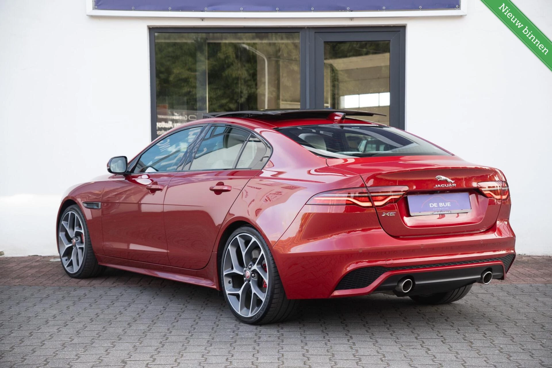 Hoofdafbeelding Jaguar XE