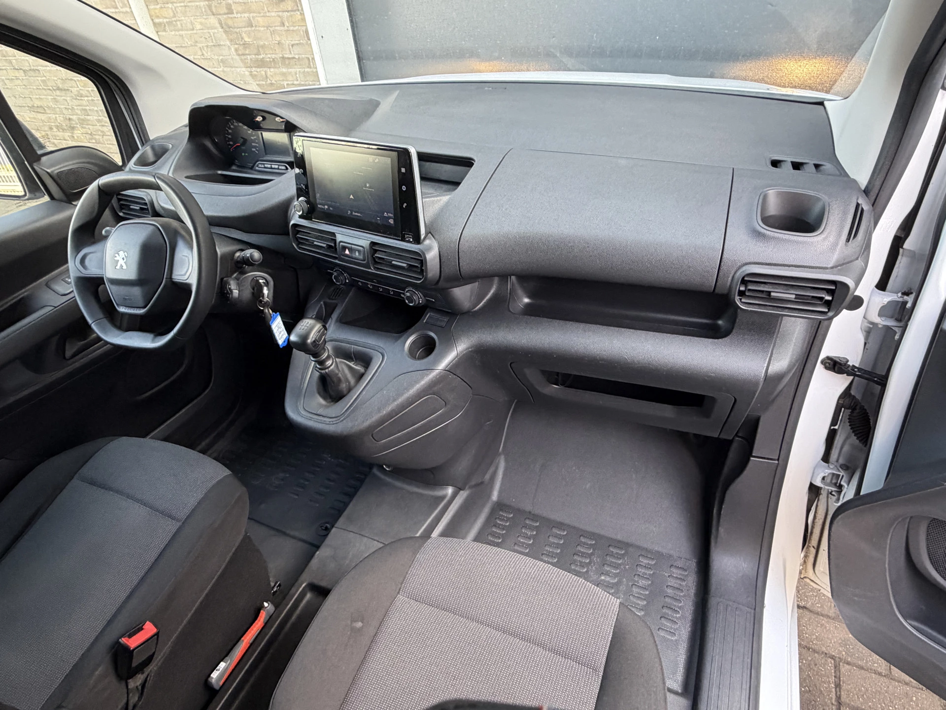 Hoofdafbeelding Peugeot Partner