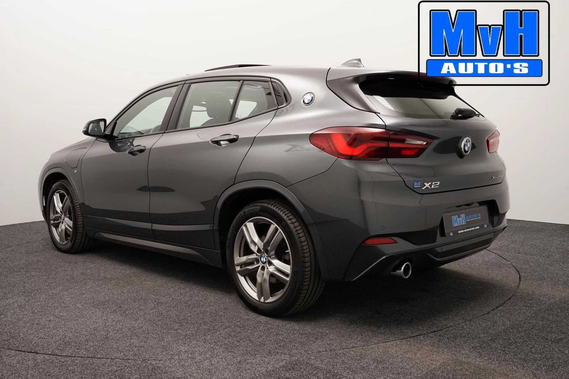 Hoofdafbeelding BMW X2
