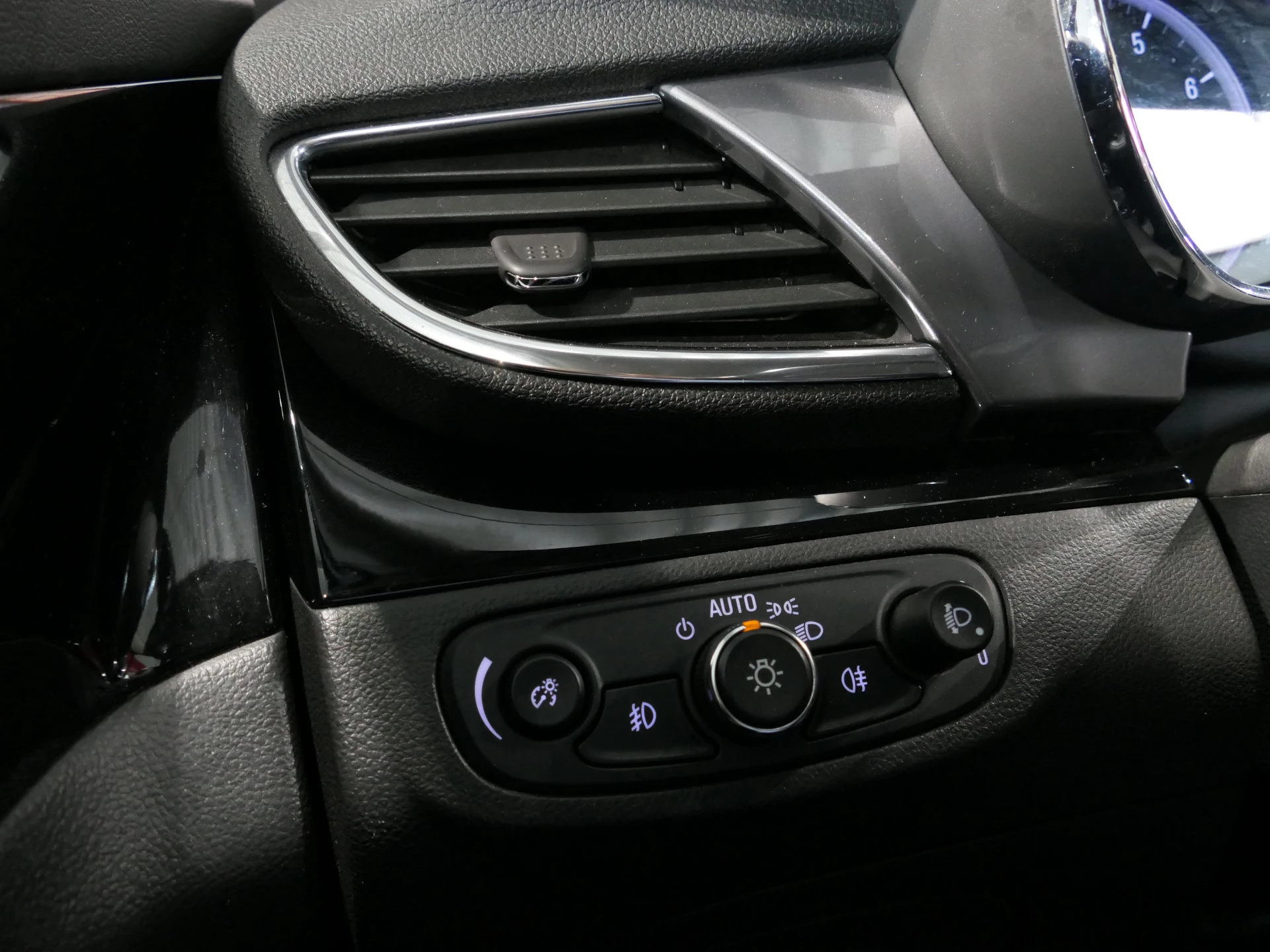 Hoofdafbeelding Opel Mokka X