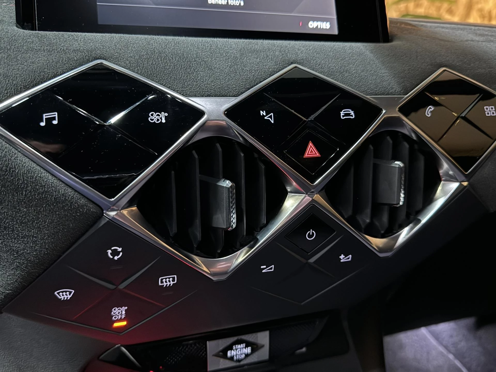 Hoofdafbeelding DS DS 3