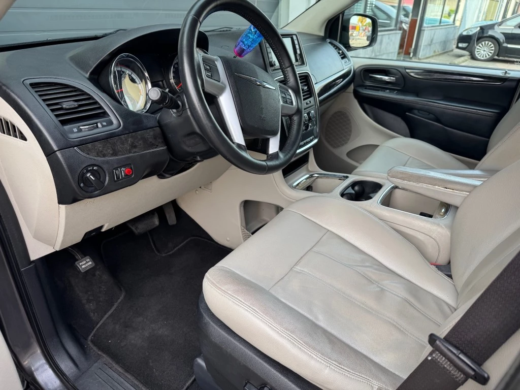 Hoofdafbeelding Chrysler Town Country