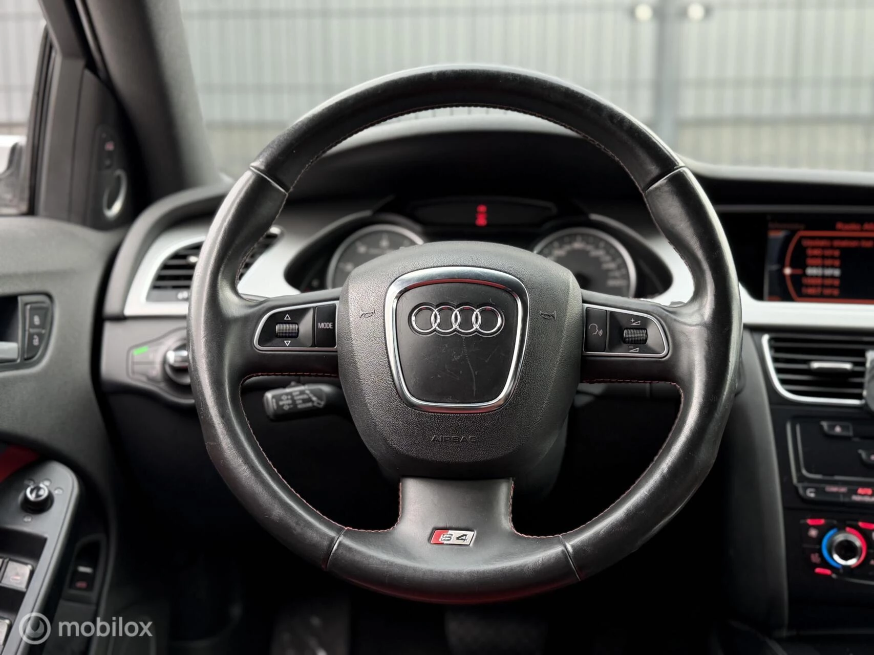 Hoofdafbeelding Audi S4