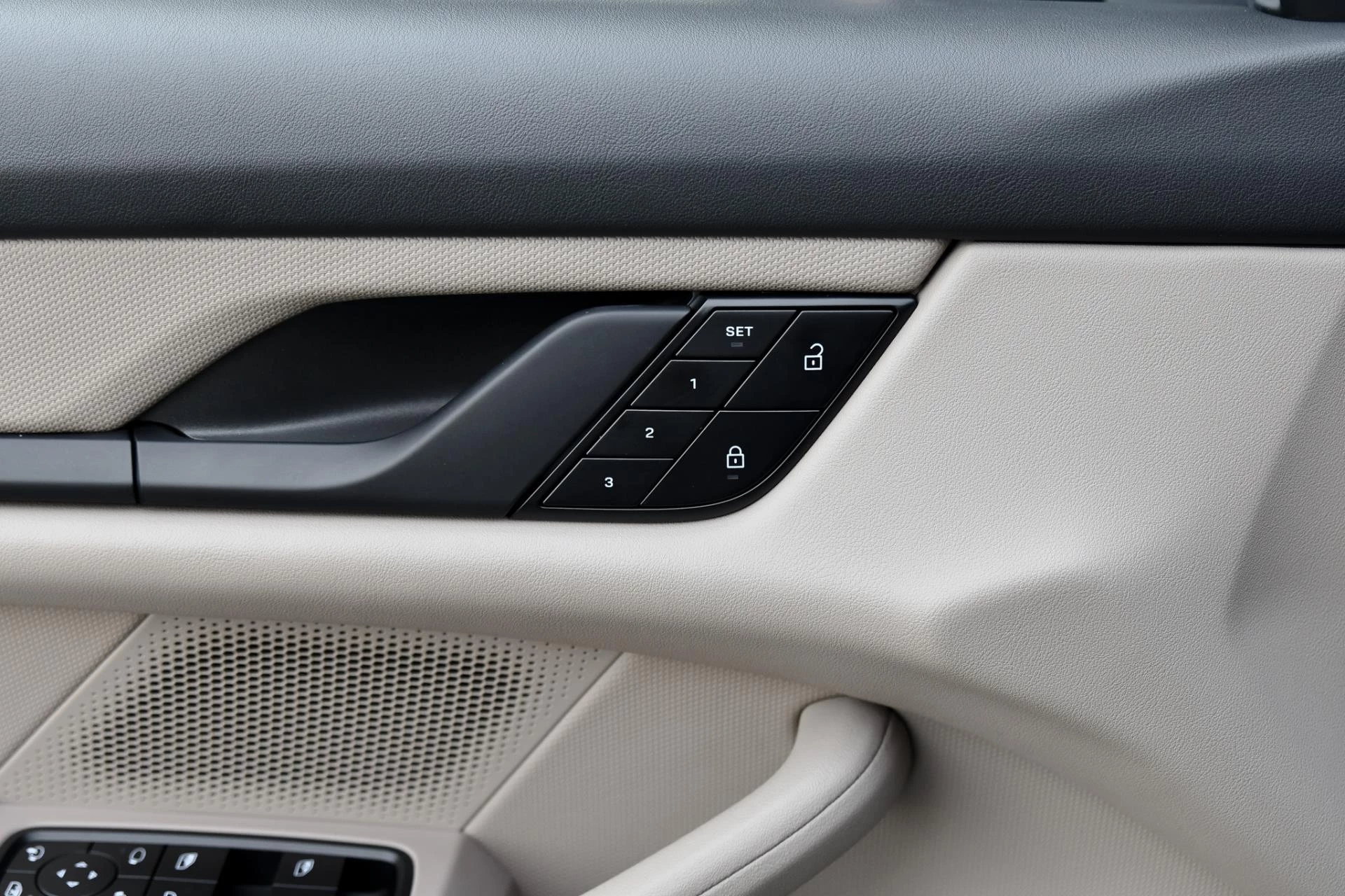 Hoofdafbeelding Porsche Taycan