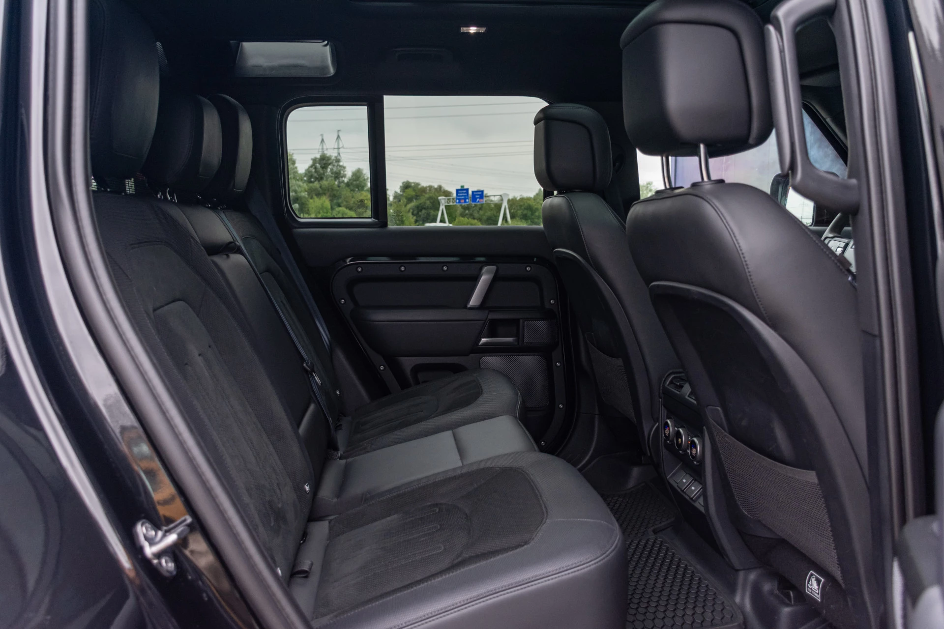 Hoofdafbeelding Land Rover Defender