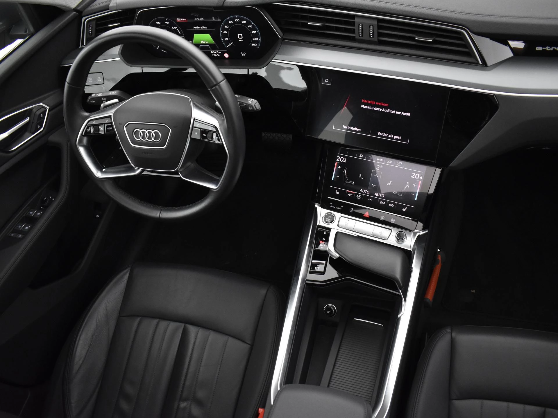 Hoofdafbeelding Audi e-tron