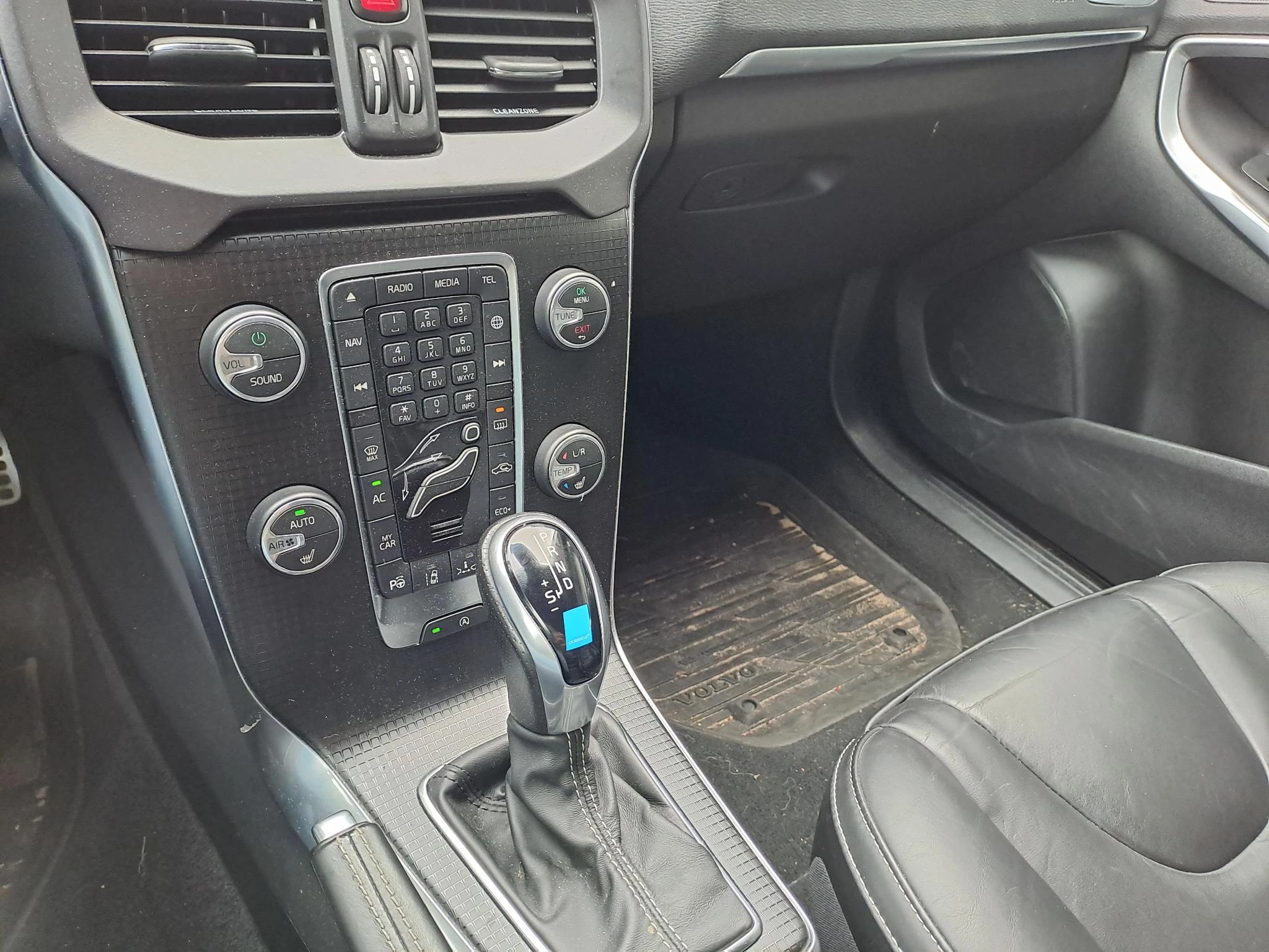 Hoofdafbeelding Volvo V40