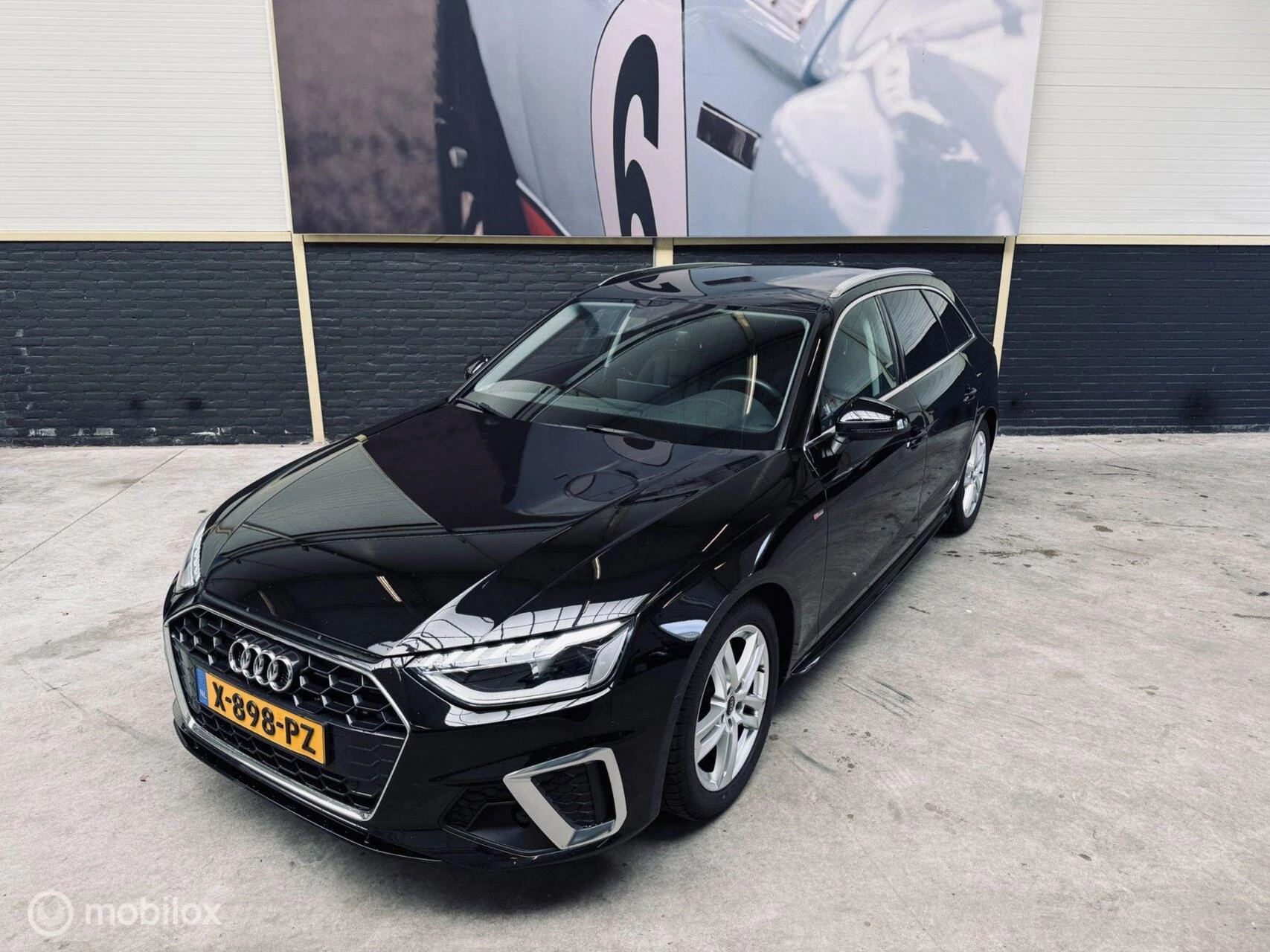 Hoofdafbeelding Audi A4