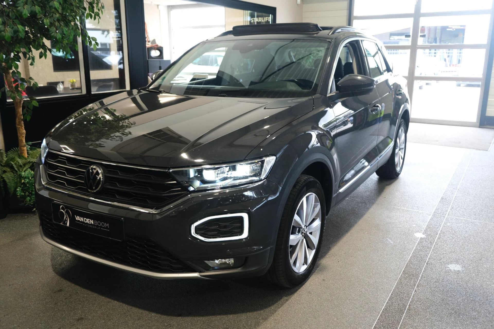 Hoofdafbeelding Volkswagen T-Roc