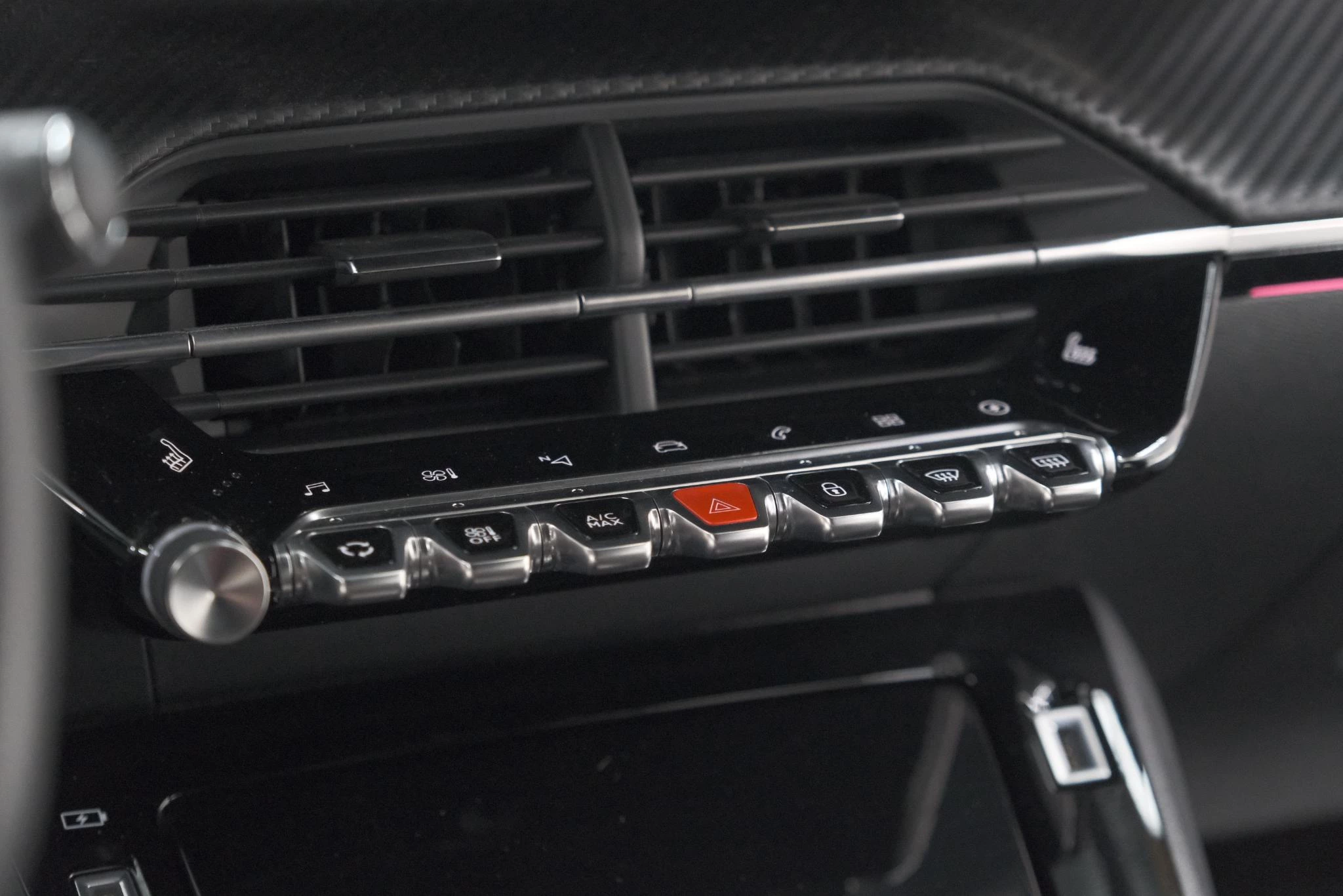 Hoofdafbeelding Peugeot e-2008